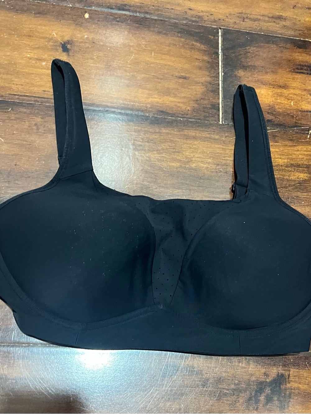 Lululemon Black Smooth Full-Coverage Sports Bra